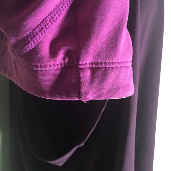 Fabletics tank top Norwalk purple built in bra Gym Workout Athletic Running - Picture 3 of 9